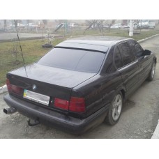 Козырек на стекло BMW 5 E34 88-96 Бленда Козырек на стекло BMW 5 E34 88-96 Бленда