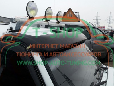 Козырек на лобовое стекло ВАЗ Нива 2121, 2131