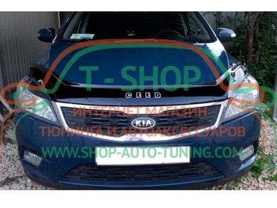 Мухобойка, дефлектор капота KIA Ceed 2009-2013 (Vip Tuning)