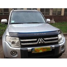 Мухобойка Mitsubishi Pajero 4 2006- (Vip Tuning)