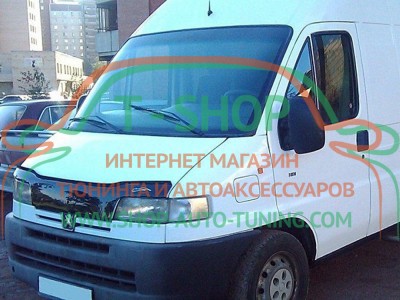 Мухобойка, дефлектор капота Peugeot Boxer 1994-2003 (Vip Tuning)