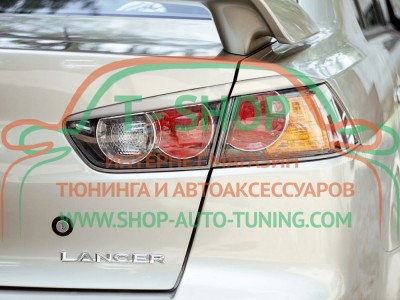 Реснички на фары Mitsubishi Lancer 10 Задние (стеклопластик, под покраску)
