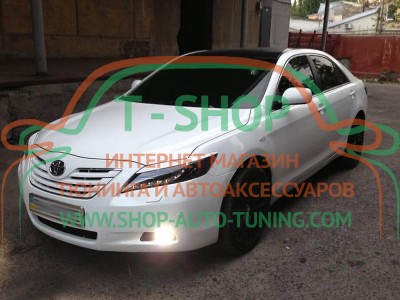 Реснички на фары Toyota Camry 40 06-11 (стеклопластик, под покраску)