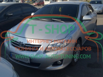 Реснички на фары Toyota Corolla 07-12 (стеклопластик, под покраску)