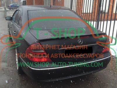 Спойлер Mercedes E-Class W211 02-09 Лип AMG