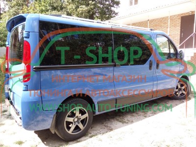 Спойлер Renault Trafic 01-14 ДСТ Распашной